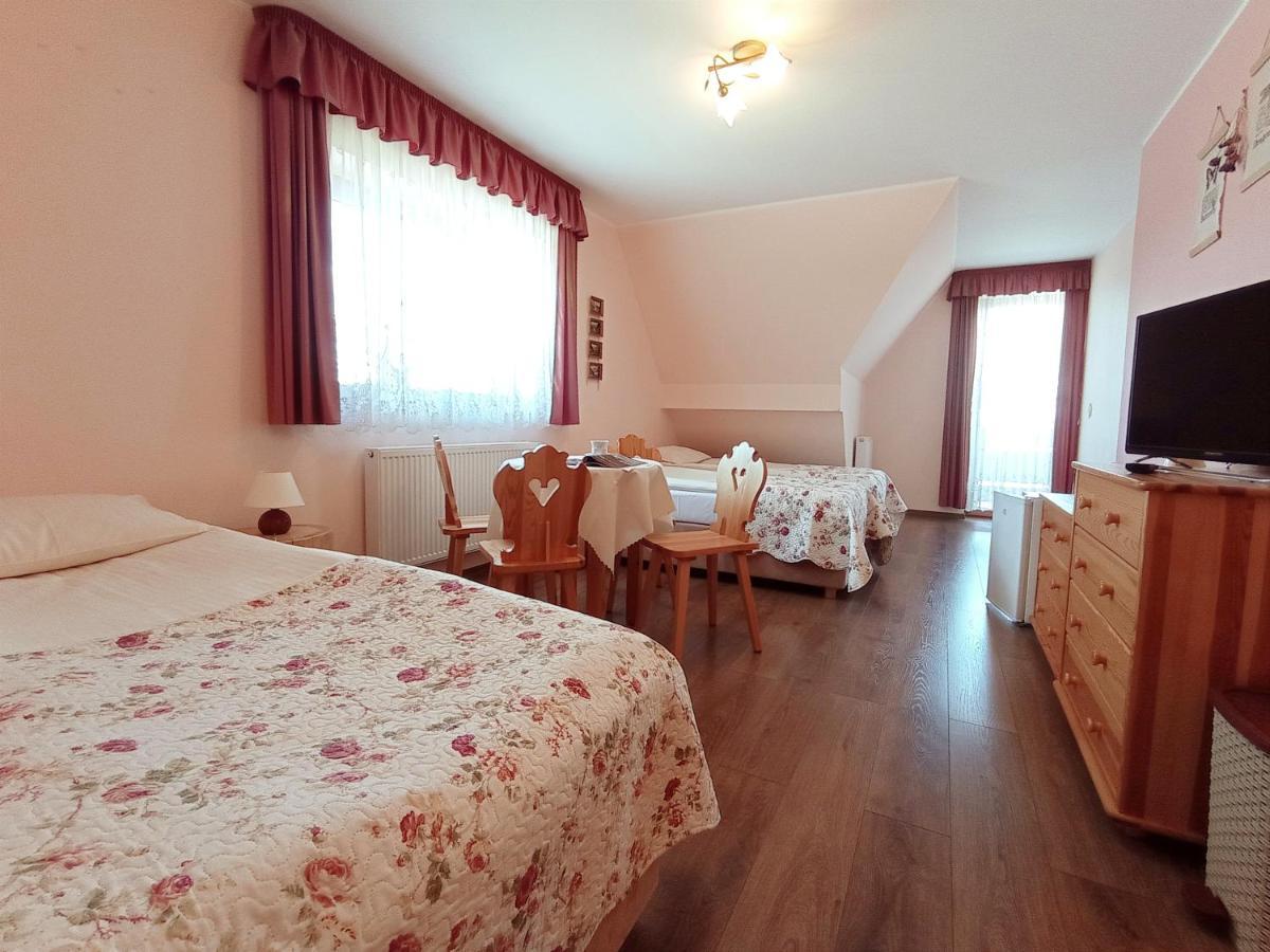 Wynajem Pokoi Rancho Appartement Zab Buitenkant foto